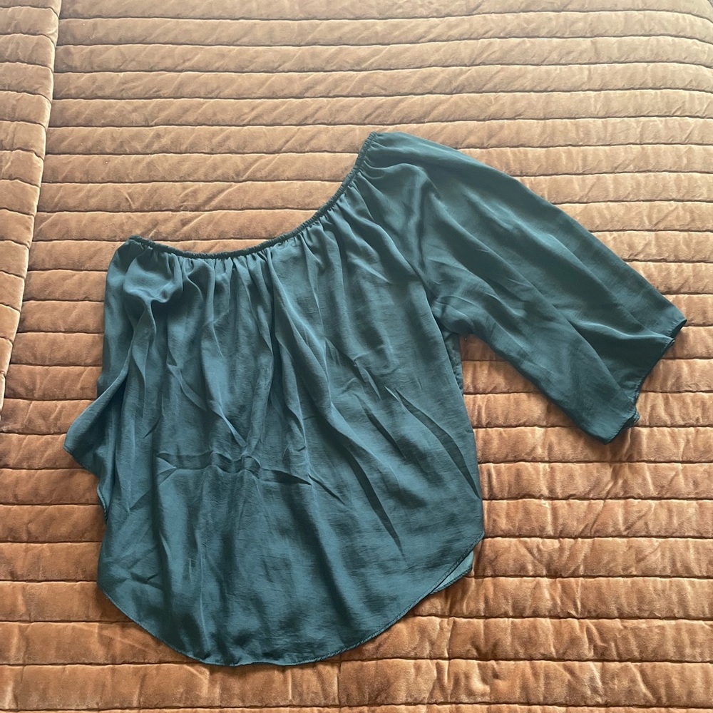 Do+Be top Olive - one shoulder - Large